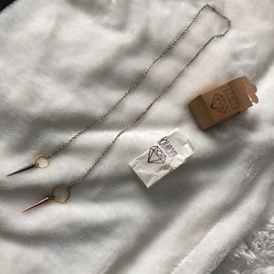 Las Vegas Lulu Necklace